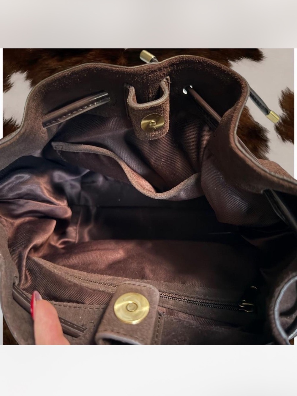 Brown Suede Drawstring Shoulder Bag - Picture 4 of 6